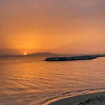 Nyaraló Seafront Mansion Summer House In