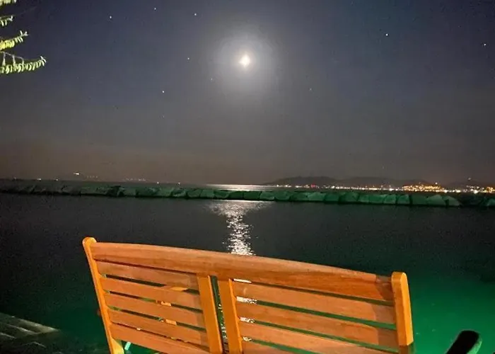 Seafront Mansion Summer House In בית נופש Ayvalı