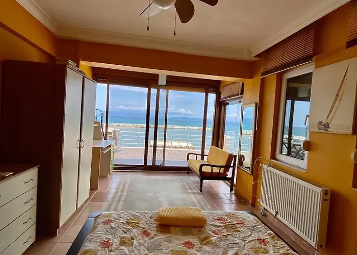 Vakantiehuis Seafront Mansion Summer House In Ayvalı